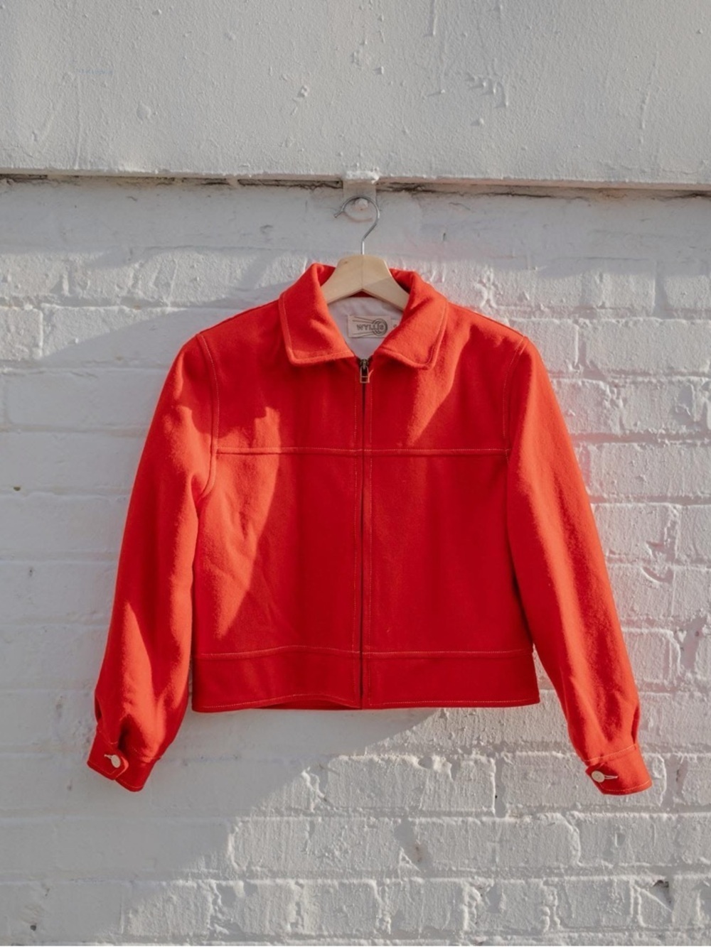 NWOT Wyllis Zanzi Cropped Red Women's Zip Jacket | Small